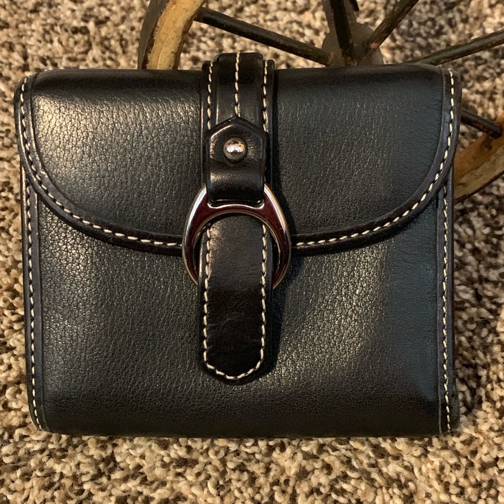 Dooney & Bourke Leather folded wallet - Black